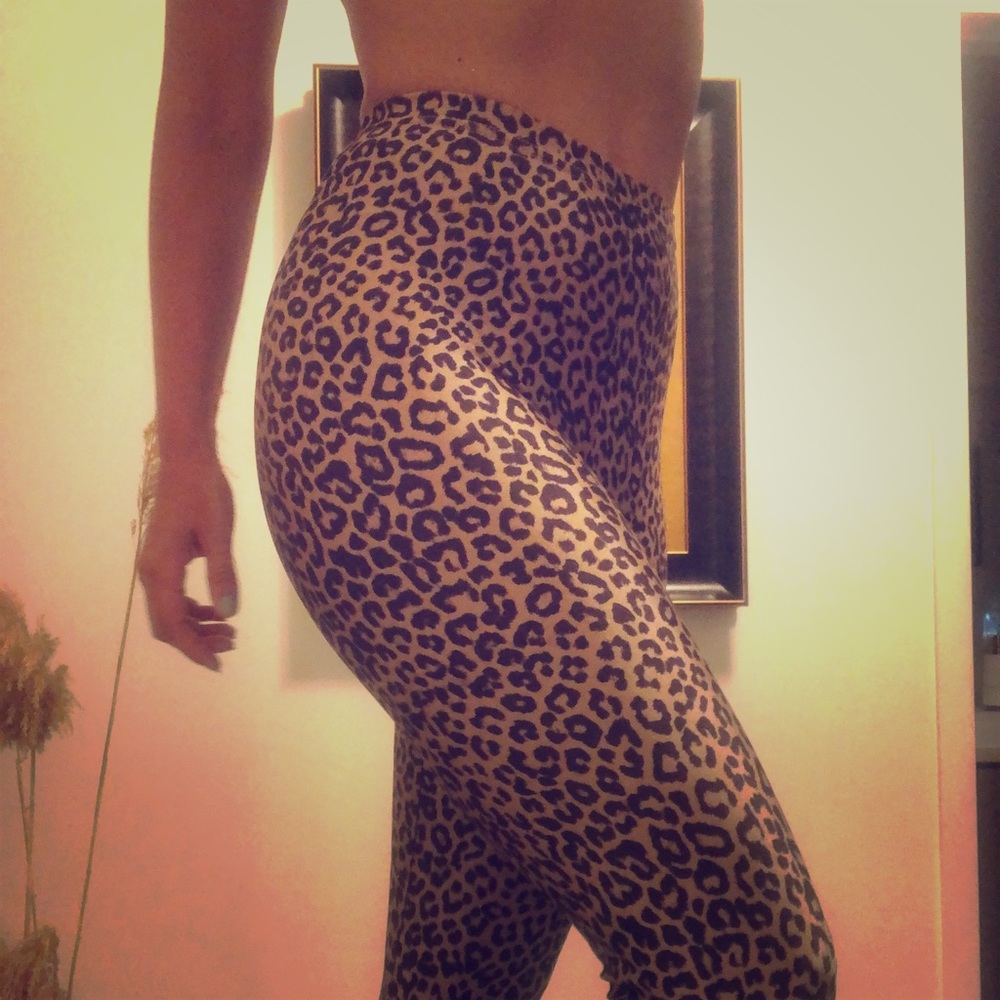 American Apparel Leopard Leggings in Small